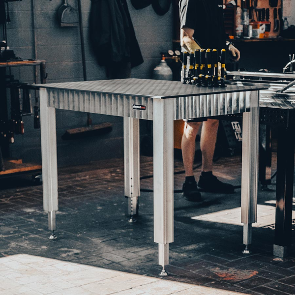 Siegmund Workbench height adjustable with steel plate 1200x800