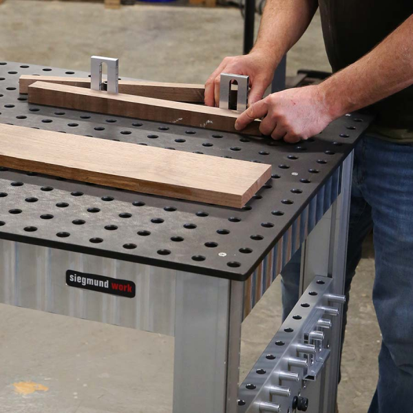 Siegmund Workbench height adjustable with steel plate 1200x800