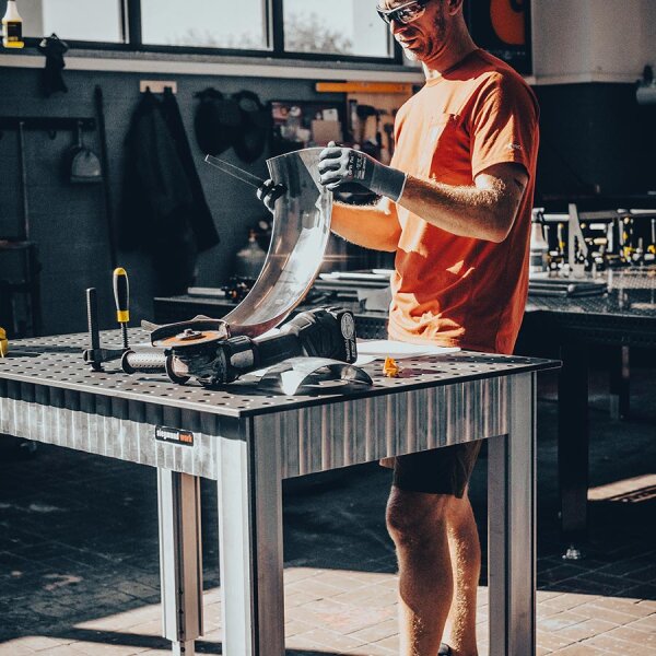 Siegmund Workbench height adjustable with steel plate 1500x1000